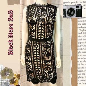 Black/Tan Vintage style crochet knit sleeveless dress by Entry. Sz Md